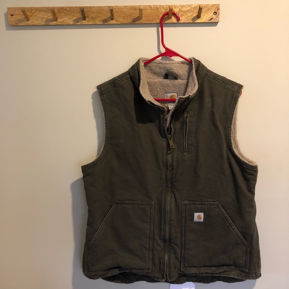 Carhartt fleece lined vest